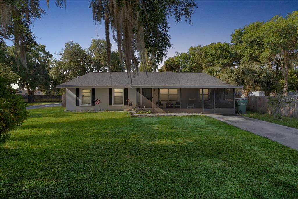 1124 Grant Avenue - Photo 1
