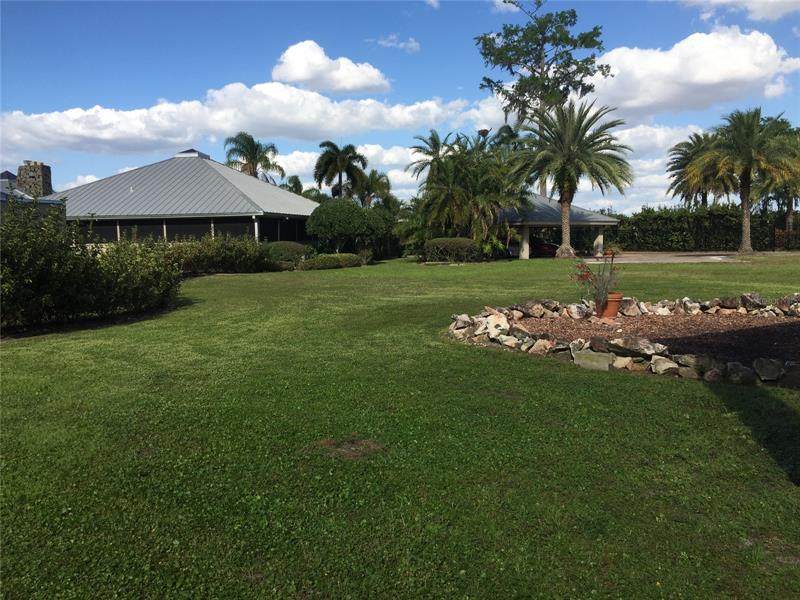 10300 Pocket Lane - Photo 1