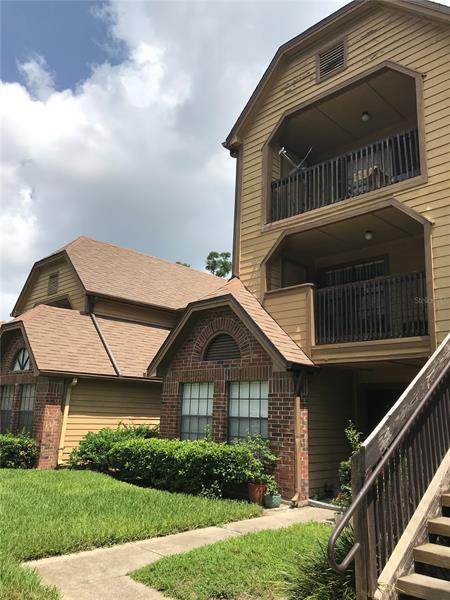 300 Lakepointe Drive - Photo 1