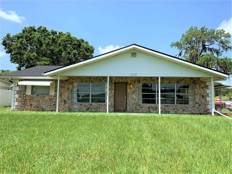 4220 Lakeview Drive - Photo 1