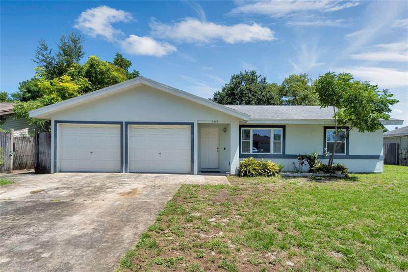 7289 Lake Floy Circle - Photo 1