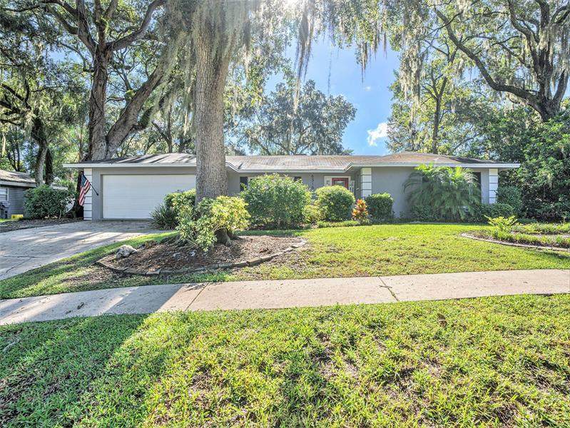 6318 Oak Square - Photo 1
