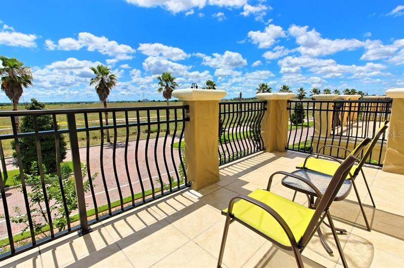 2592 Bella Vista Drive - Photo 1