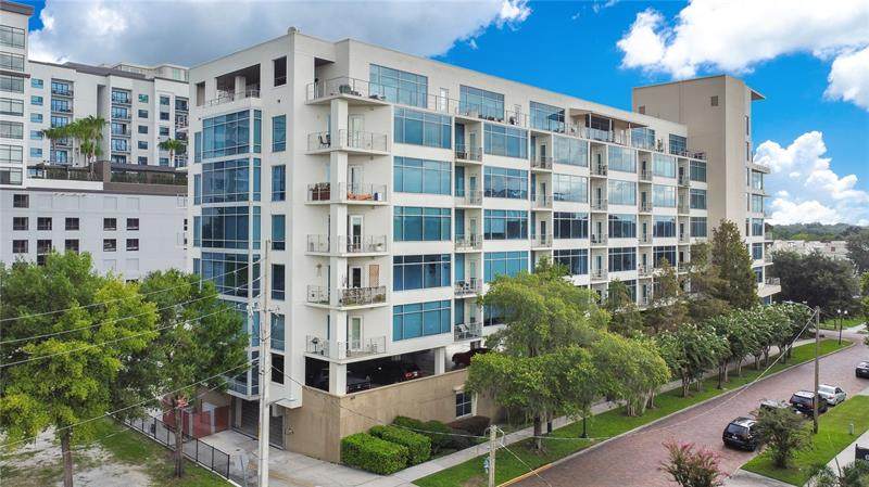 525 Jackson Street - Photo 1