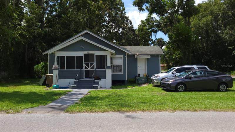 734 8TH Avenue - Photo 1