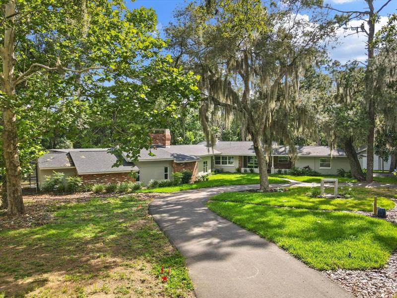 1602 Country Club Road - Photo 1