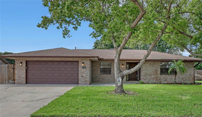 2738 Longwood Boulevard - Photo 1