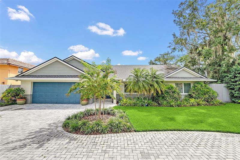 1801 Beacon Dr - Photo 1