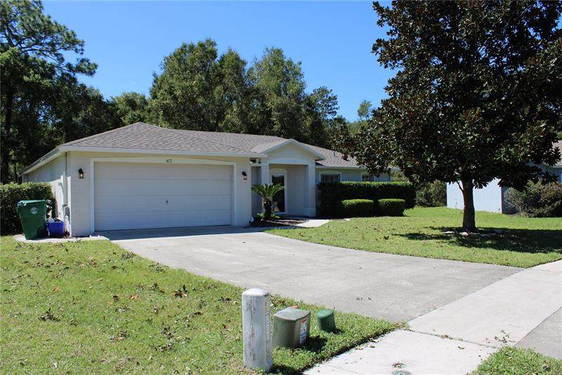 412 Deanna Circle - Photo 1