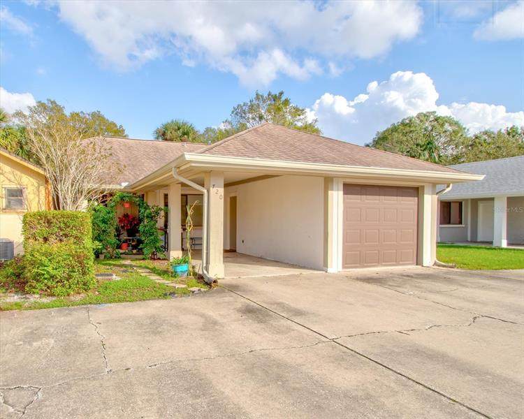 720 Lakeside Drive - Photo 1
