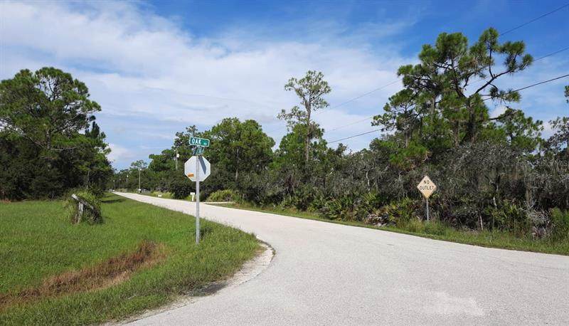 5047 Oak Road - Photo 1