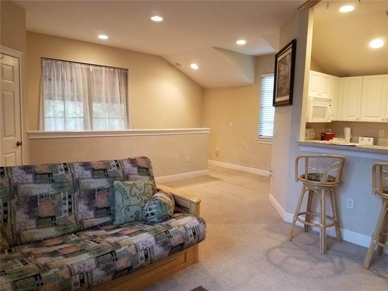 1423 Stickley Avenue - Photo 1
