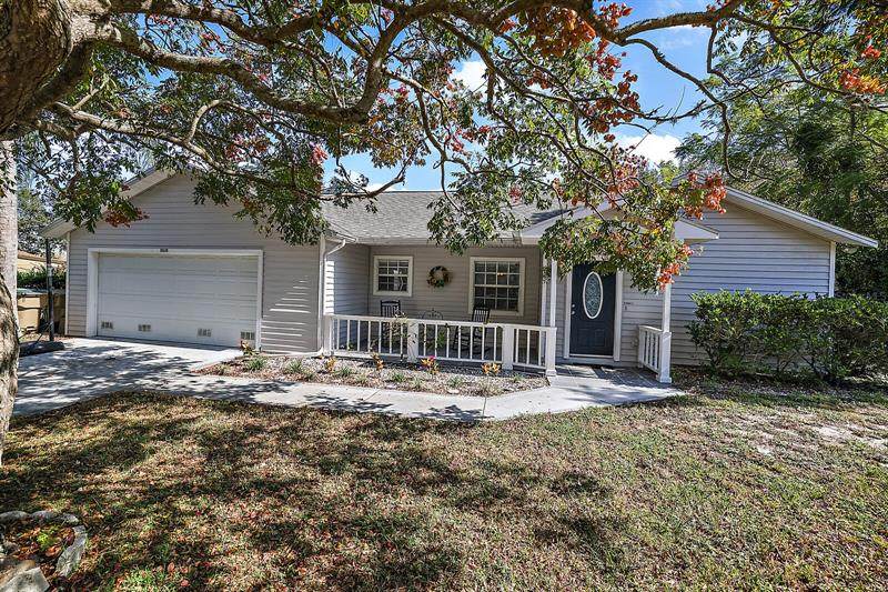35118 Queens Way - Photo 1