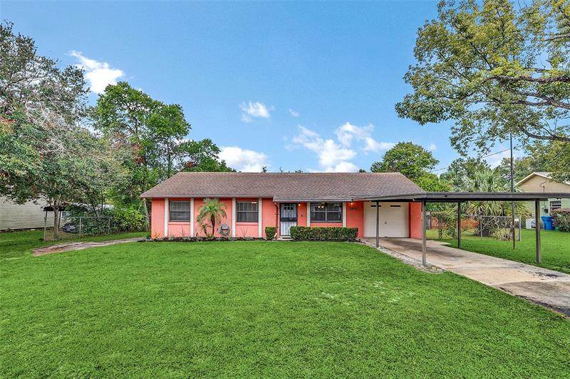 1607 Pine Avenue - Photo 1