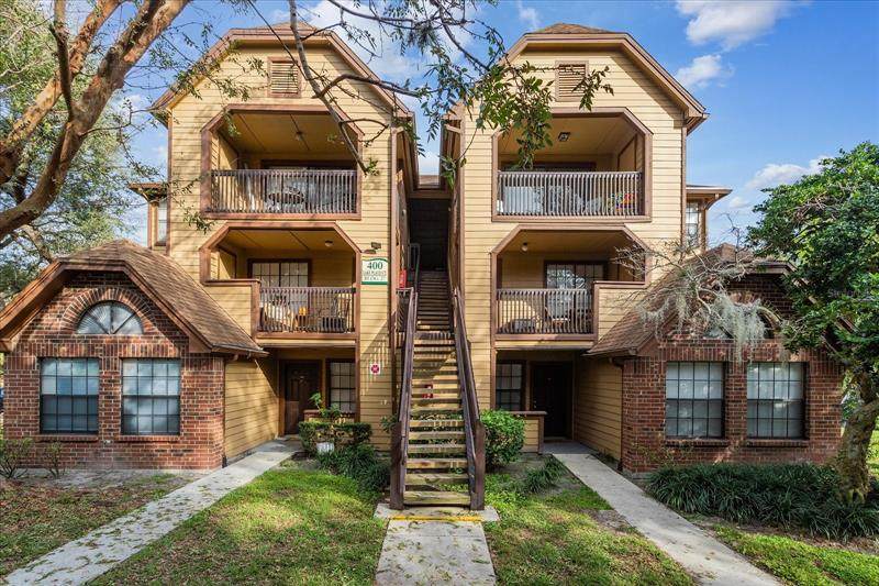400 Lake Placid Court - Photo 1