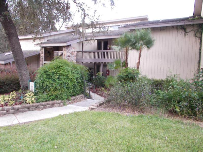 4016 Abbey Court - Photo 1