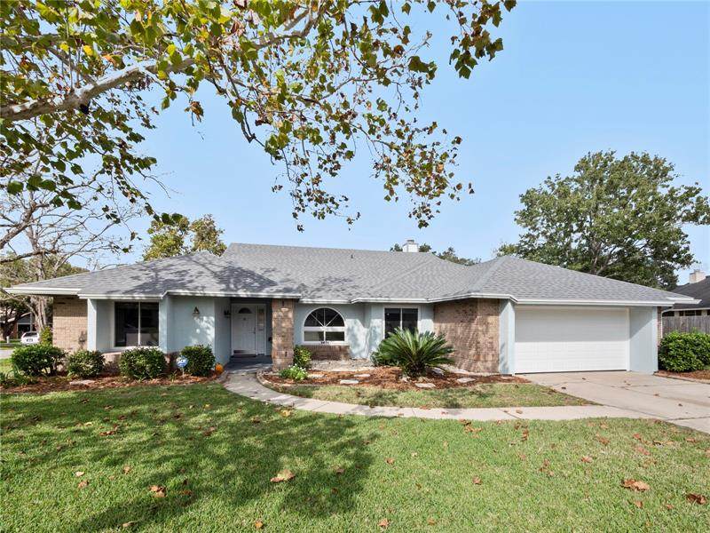 2671 Creekview Circle - Photo 1