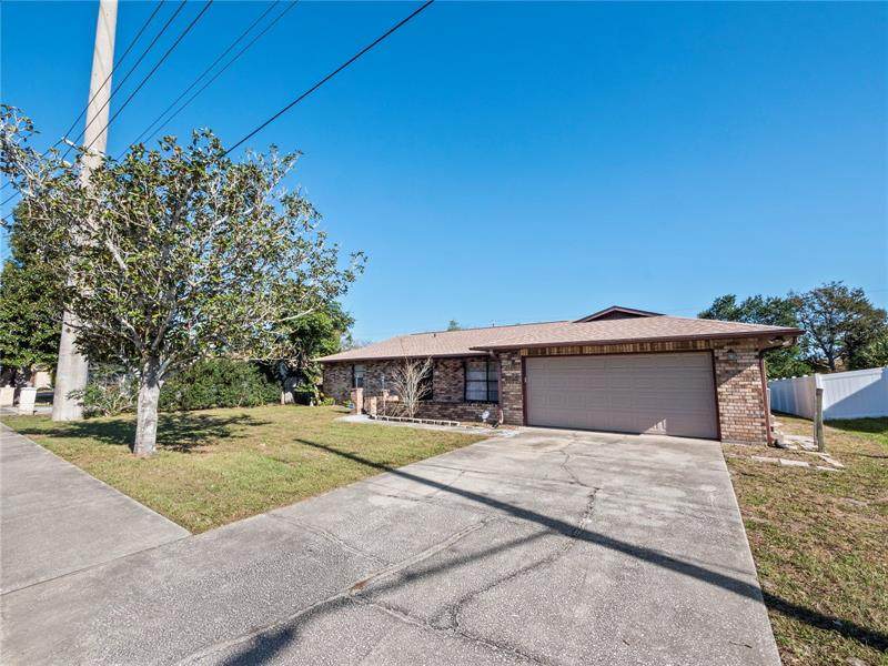 1255 Saxon Boulevard - Photo 1