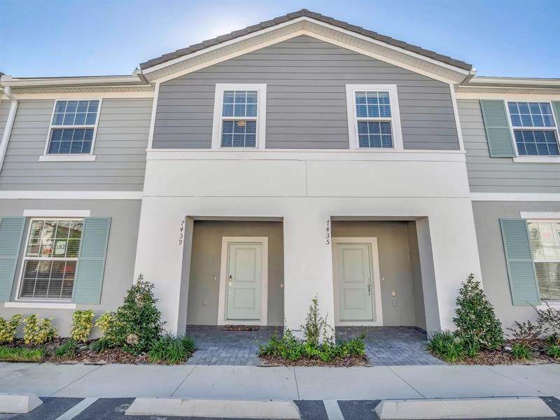 7439 Oakmoss Loop - Photo 1