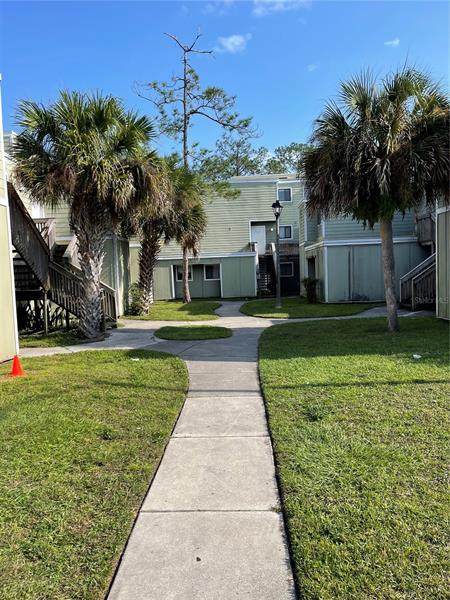 154 Scottsdale Square - Photo 1
