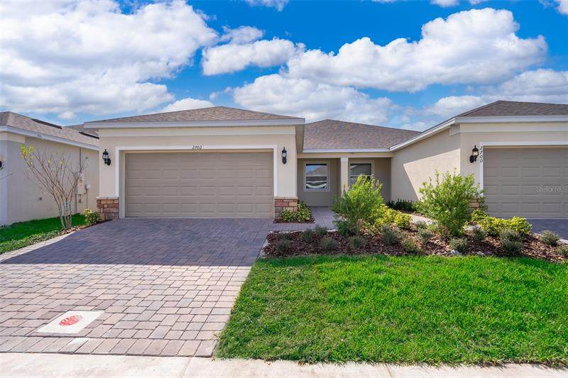 2702 Summer Retreat Lane - Photo 1