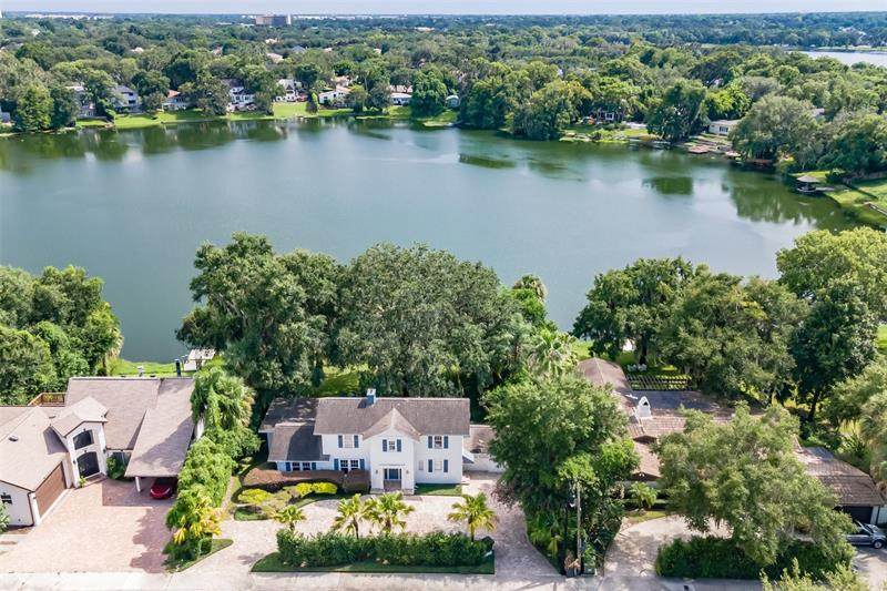1420 Aloma Avenue - Photo 1