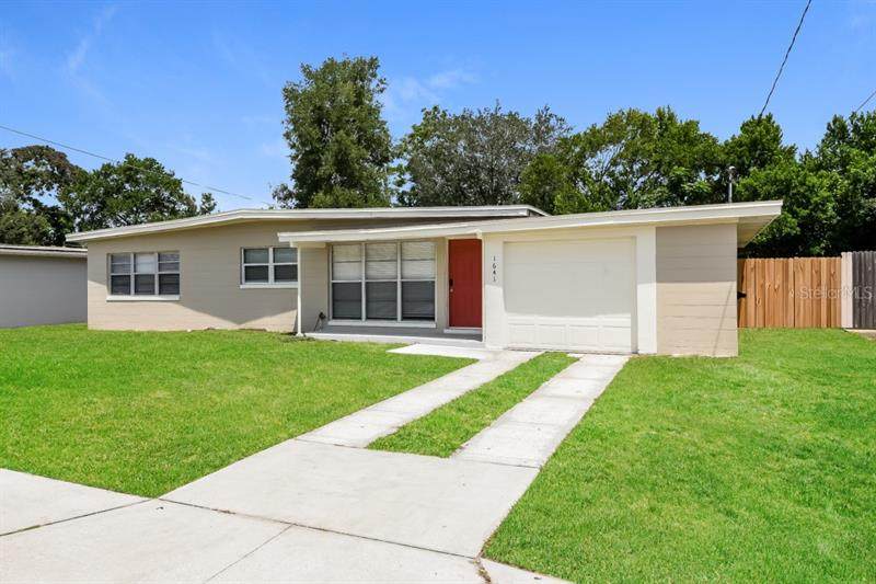 1641 Hudson Street - Photo 1