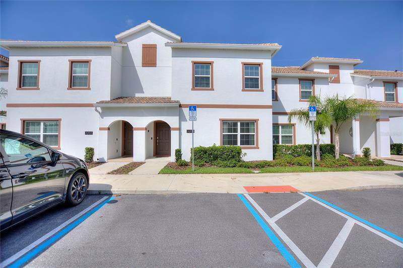 5045 Windermere Avenue - Photo 1