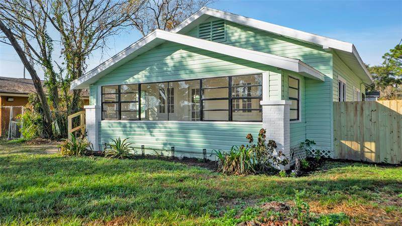 6 Lincoln Boulevard - Photo 1