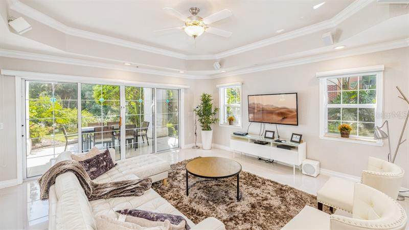 7652 Whisper Way - Photo 1