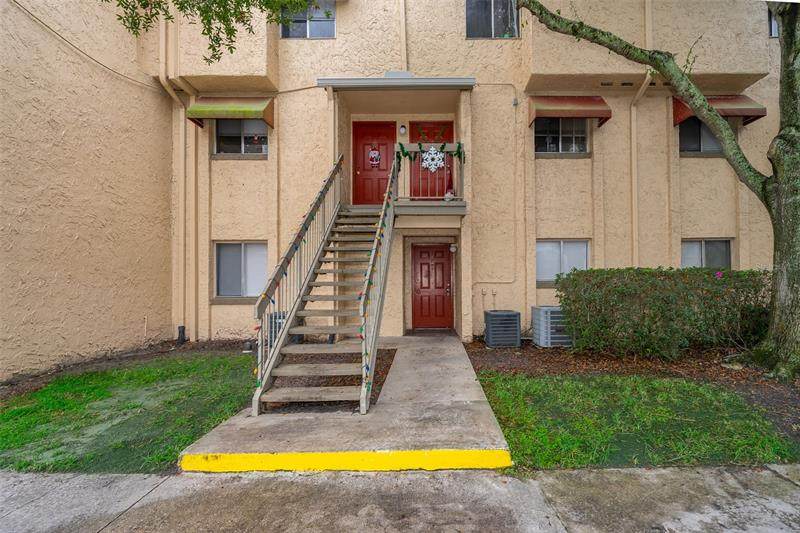 4153 Semoran Boulevard - Photo 1