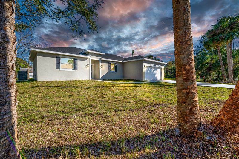407 Spruce Street - Photo 1