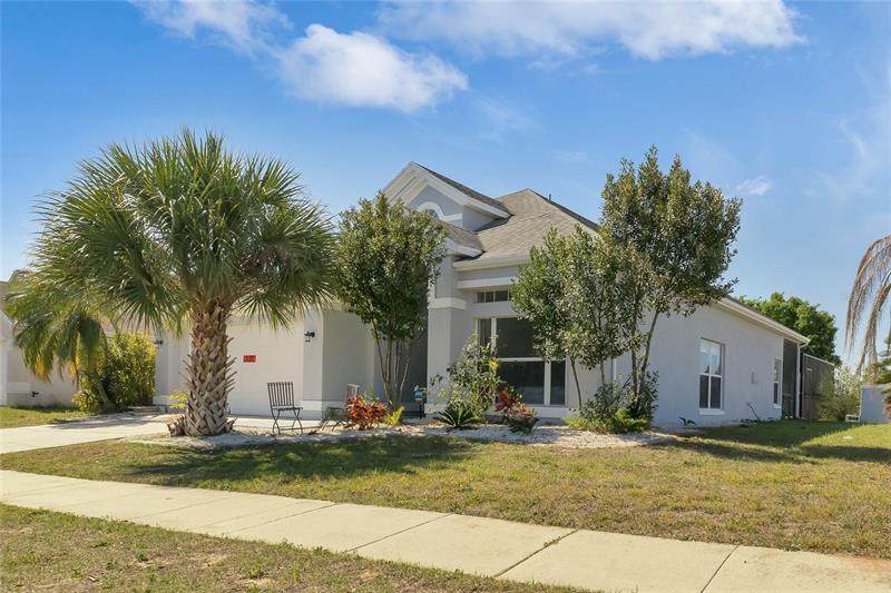 614 Rochester Loop - Photo 1