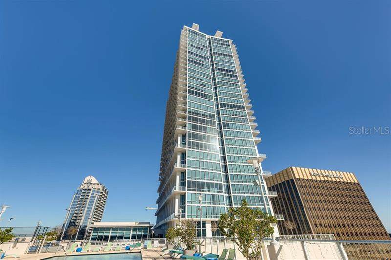 150 Robinson Street - Photo 1