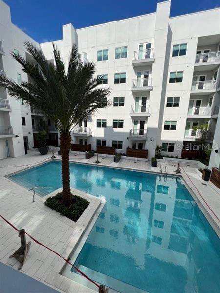 600 Amelia Avenue - Photo 1