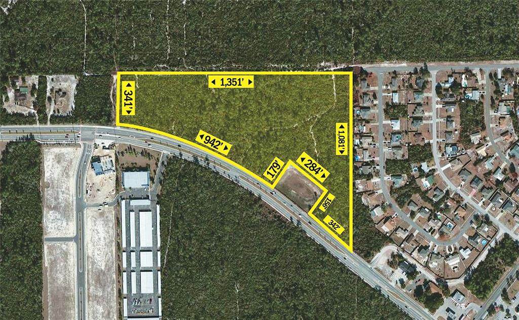 Howland Boulevard - Photo 1
