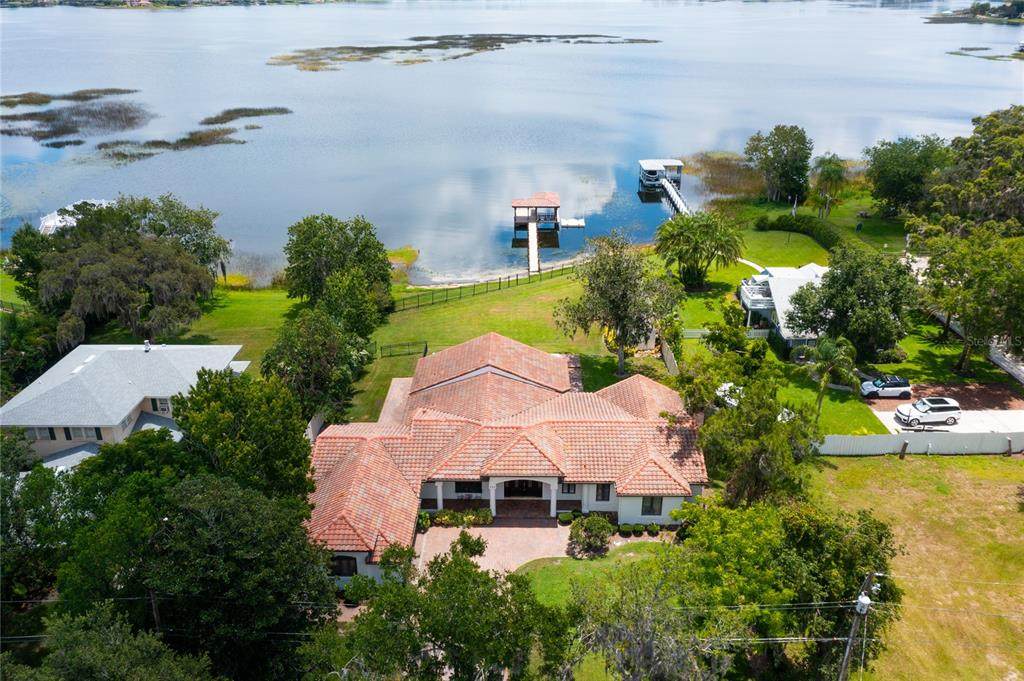 325 Magnolia Street - Photo 1
