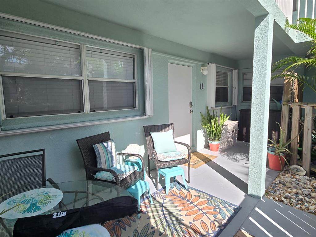 7605 Ridgewood Avenue - Photo 1