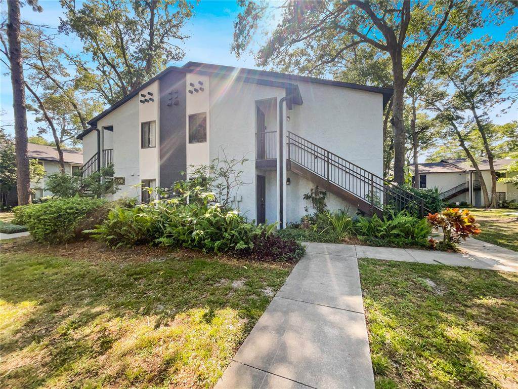 196 Riverbend Drive - Photo 1