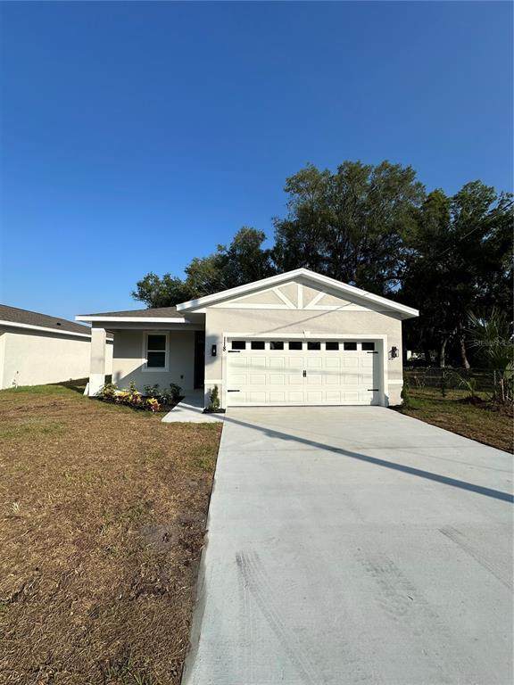 118 5th Eloise Street - Photo 1