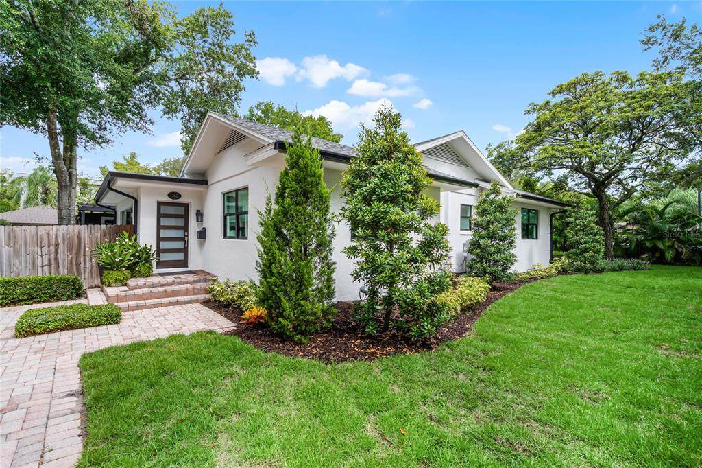 363 Phelps Avenue - Photo 1