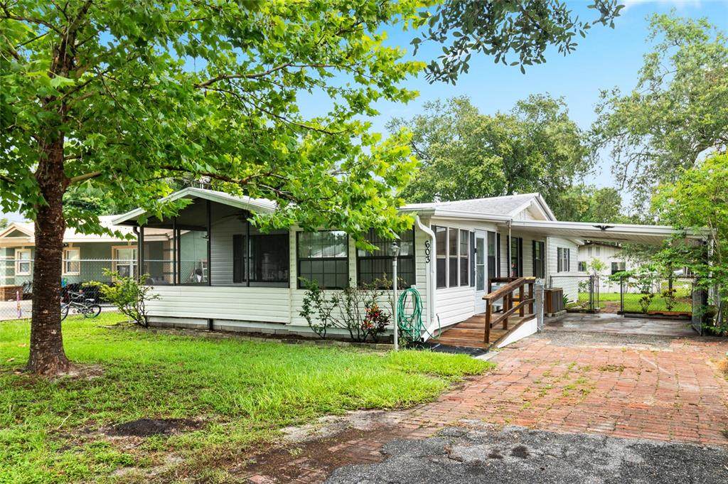 603 Strain Boulevard - Photo 1