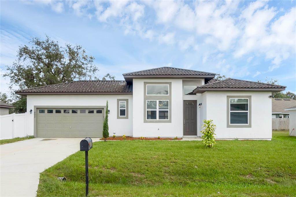 407 Manitoba Lane - Photo 1