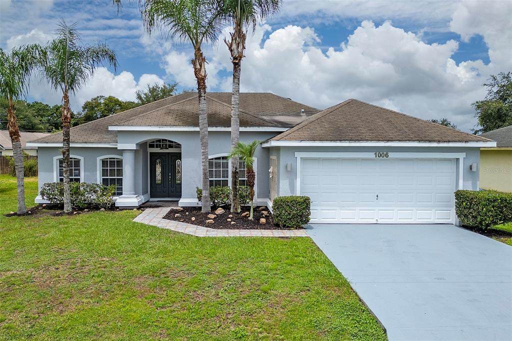 1006 Deddington Place - Photo 1