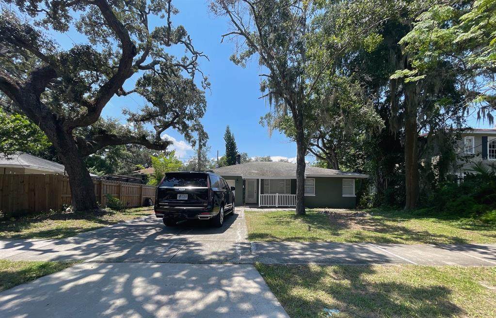 608 Summerlin Avenue - Photo 1
