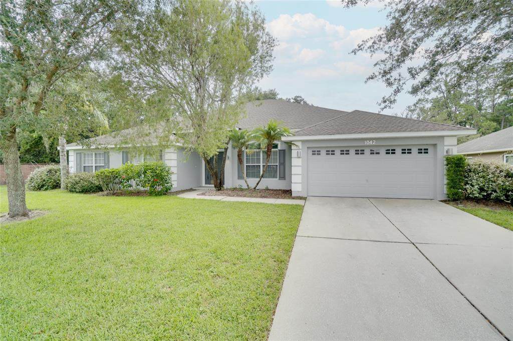 1042 Twisted Branch Lane - Photo 1