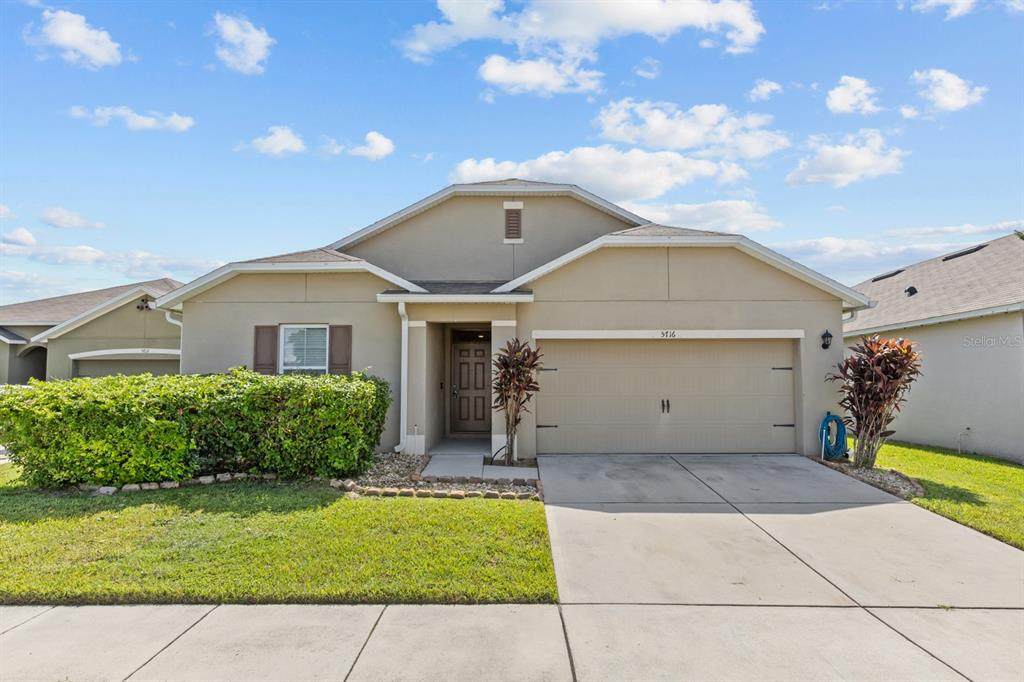 5716 Lakeside Landings Boulevard - Photo 1