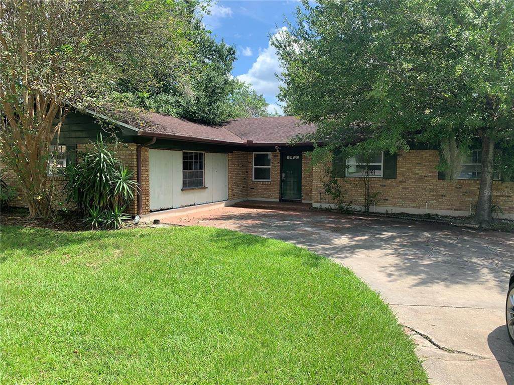 207 Robin Road - Photo 1