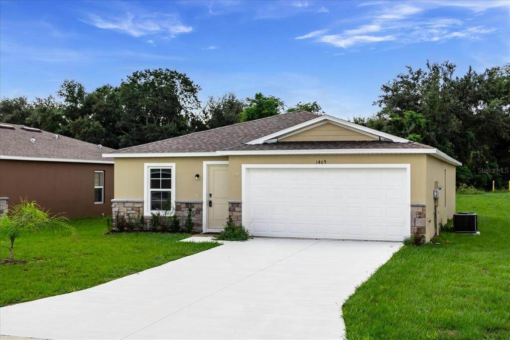 1409 Stone Ridge Circle - Photo 1