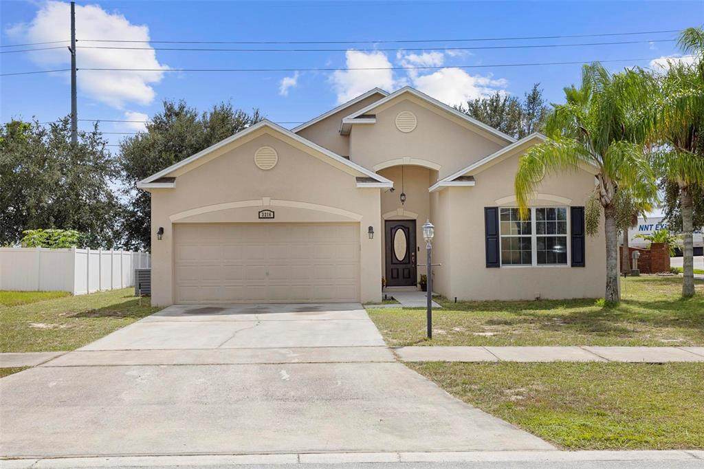 3216 Lynrock Avenue - Photo 1